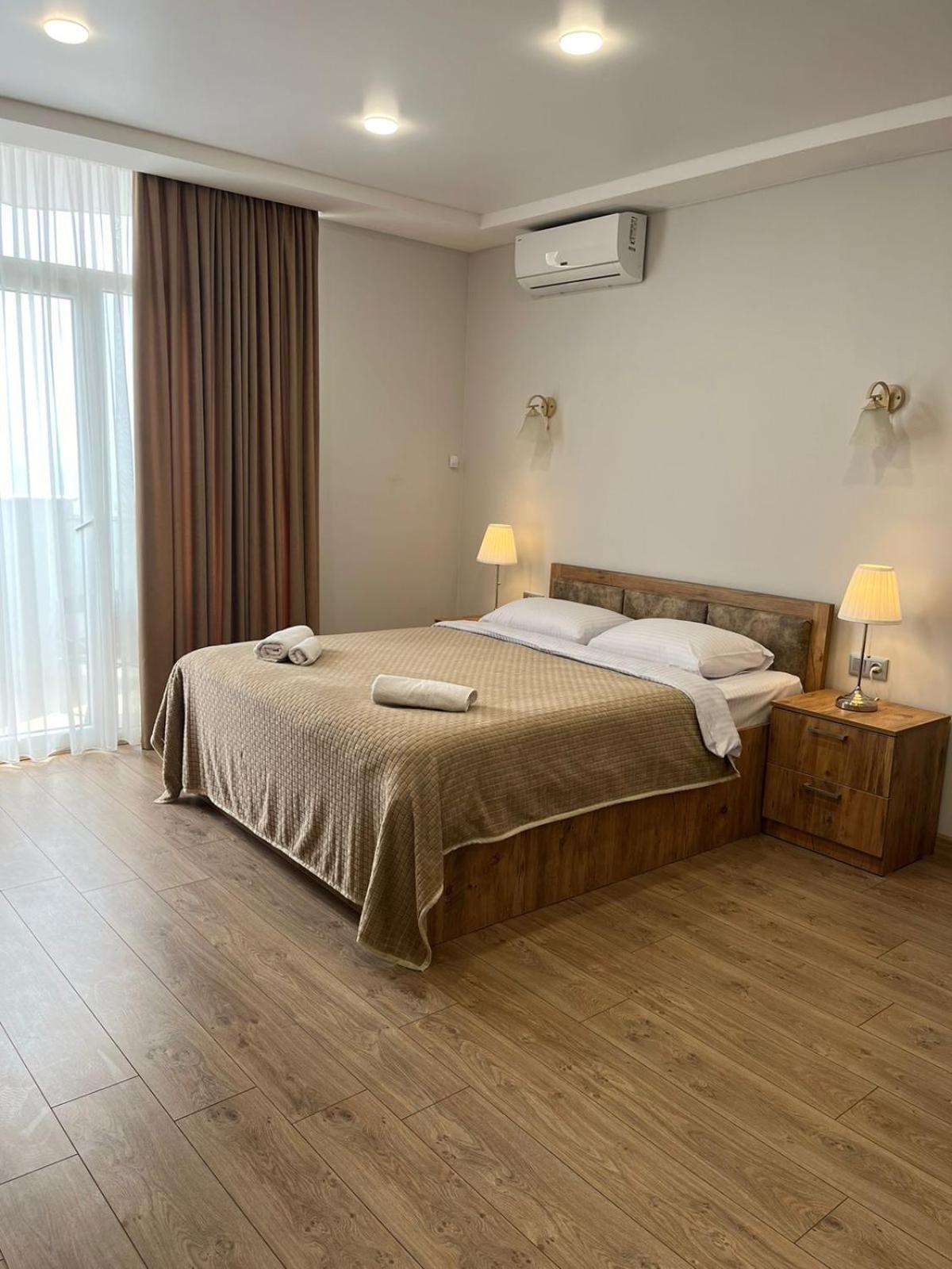 Holiday Premium Apartments Batumi Exterior photo