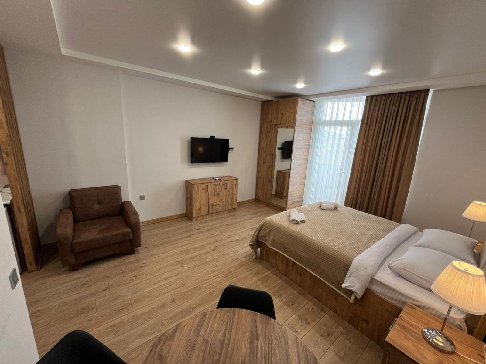 Holiday Premium Apartments Batumi Exterior photo