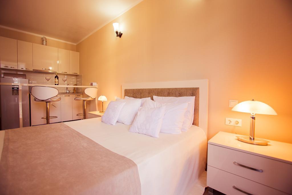 Holiday Premium Apartments Batumi Exterior photo